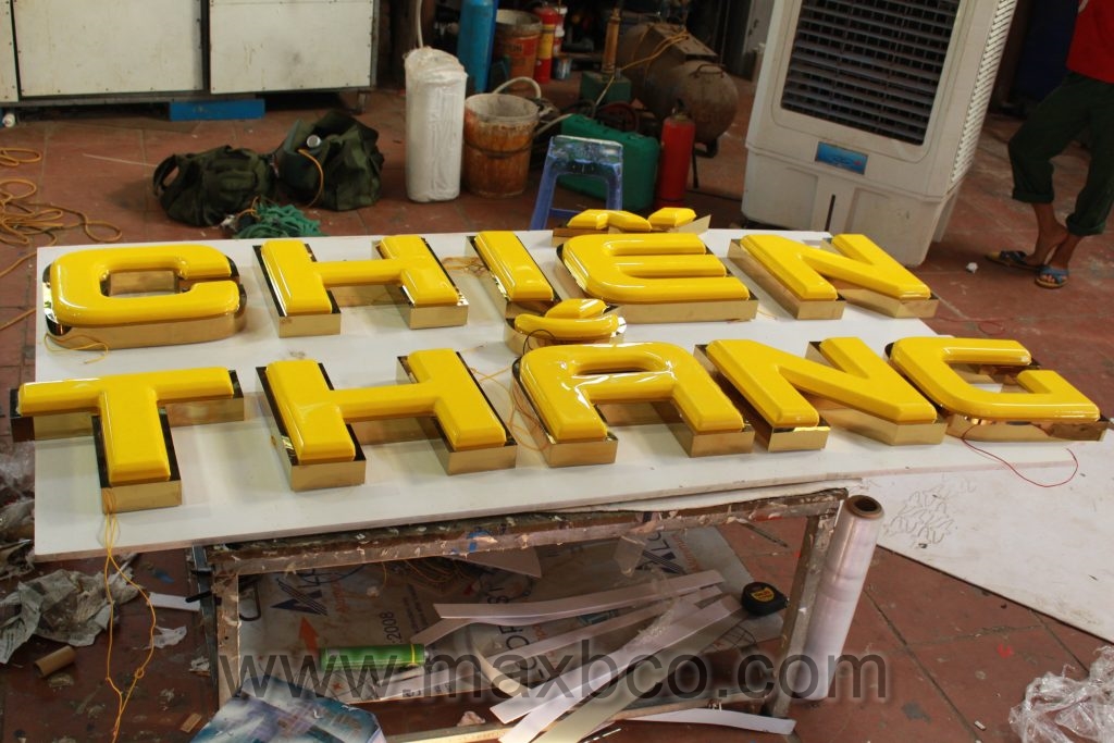 biển quảng cáo