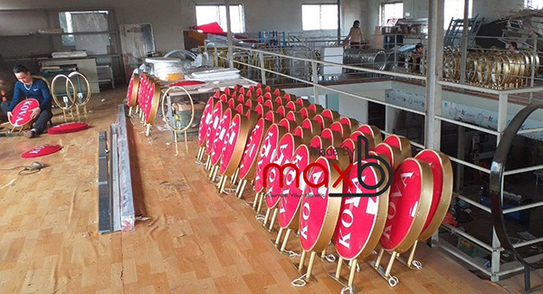 làm biển quảng cáo