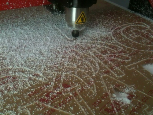 Dịch vụ cắt CNC laser mica chuyên nghiệp tại MaxB